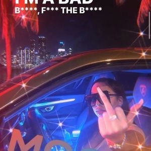 Meet your Posher, Adriana